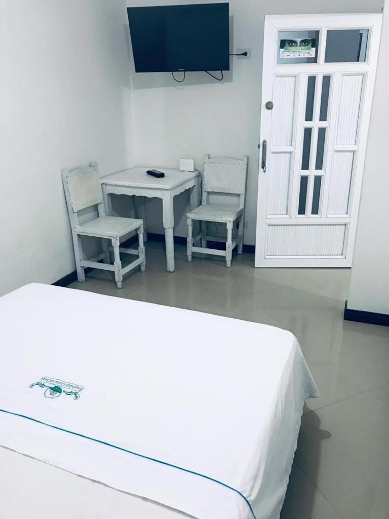 Hospedaje 3 Esquinas Guatapé Zewnętrze zdjęcie